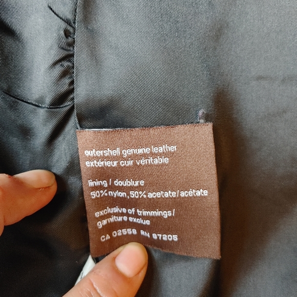 Vintage Danier Genuine Leather Coat- Sz. Medium - Picture 6 of 10